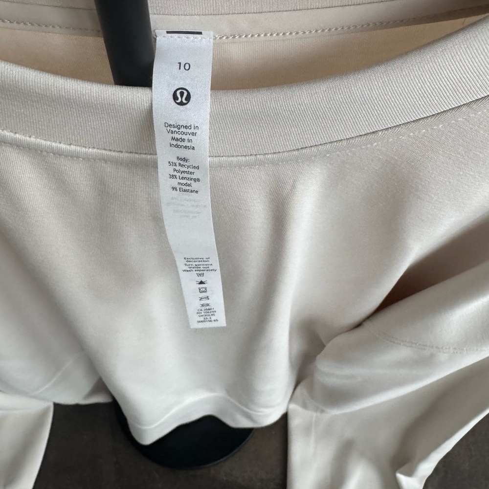 Lululemon Athletica Cream Softstreme Sweatshirt